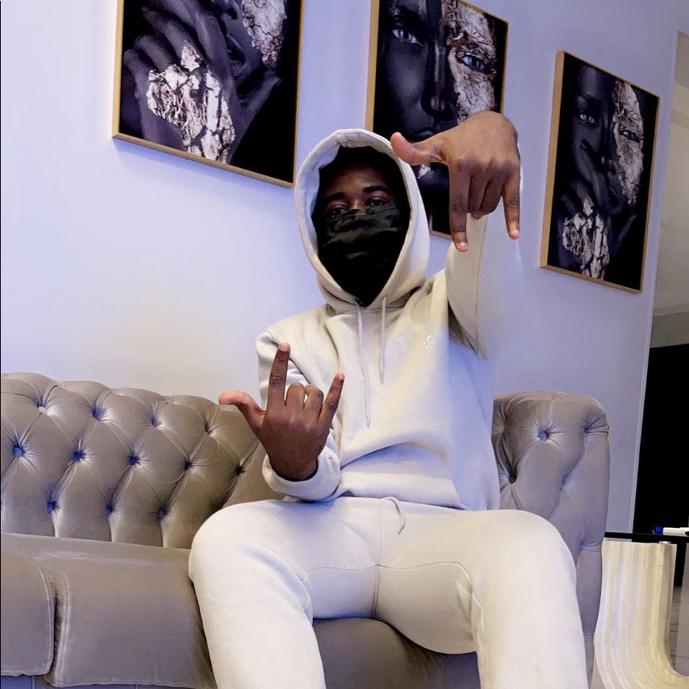 Meet your Posher, Chosen